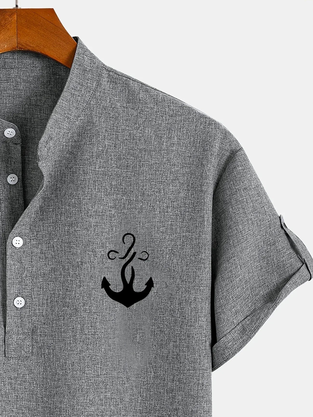 Nova | Camisa elegante de manga corta con cuello alto