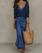 Elen – Conjunto de vestido y jersey de satén con encanto atemporal.