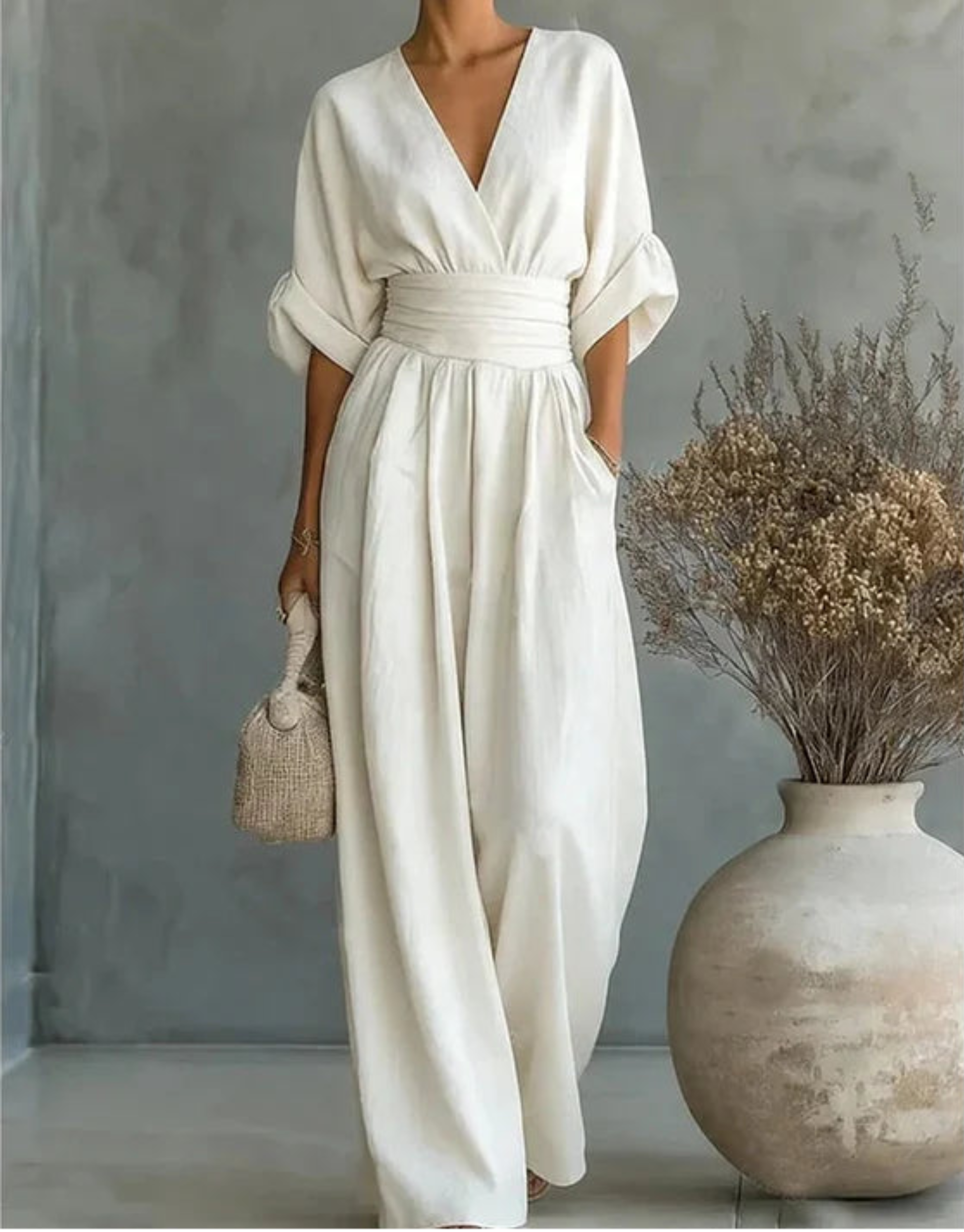 Daniela - Mono elegante de escote en V y pierna ancha