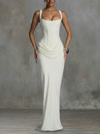 Liora · Vestido largo con elegante escote cuadrado