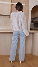 Nieve Suave - Chaqueta corta de pelo sintético para mujer | Frente abierto