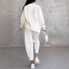 Conjunto femenino de sudadera y pantalón